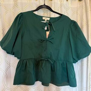 Entro Emerald Puff Sleeve Blouse